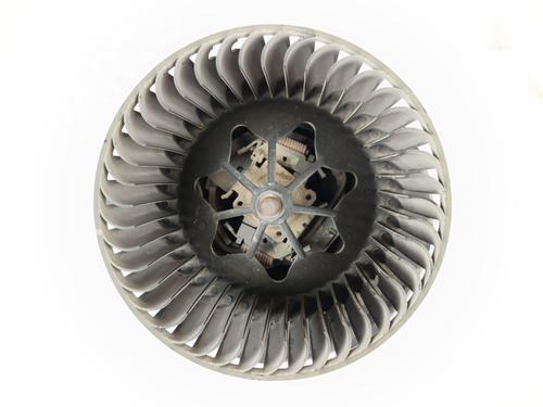 Ventilator motor VW CADDY III MPV (2KB, 2KJ, 2CB, 2CJ) 1.6 TDI (102 hp) 28807095