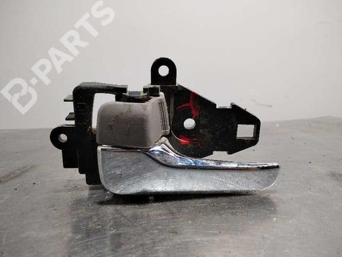 Venstre foran invendig håndtak MITSUBISHI L200 / TRITON (KA_T, KB_T) 2.5 DI-D 4WD (KB4T) | BP9980258I13 