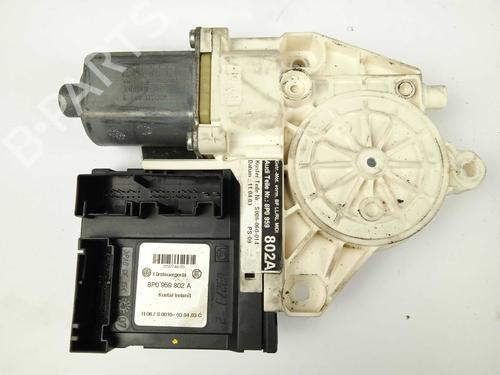 Used Right front window motor Right front window motor AUDI A3 (8P1) 2.0 TDI 16V (140 hp) 15682167 15682167