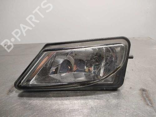 Used Left front fog light Left front fog light MAZDA 3 (BL) 2.2 MZR CD (BL10) (150 hp) 10142609 10142609