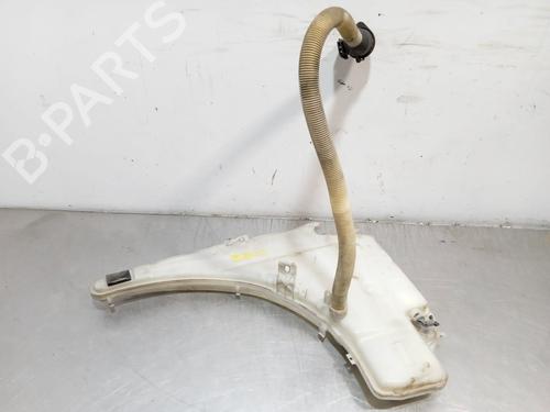 Used Windscreen washer tank BMW X1 (E84) xDrive 20 d (177 hp) 13560469