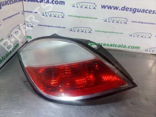 Used Left taillight Left taillight OPEL ASTRA H (A04) [2004-2014] 40299619 40299619