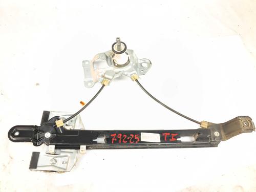 Used Rear left window mechanism Rear left window mechanism SEAT LEON (1P1) 1.9 TDI (105 hp) 30898053 30898053