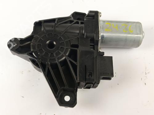 Portierruitmotor linksachter Portierruitmotor linksachter MERCEDES-BENZ A-CLASS (W176) A 220 d (176.003) (177 hp) 36051186 36051186