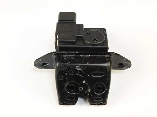 tailgate-lock-hyundai-i30-pde-pd-pden-2016-36112605 main image
