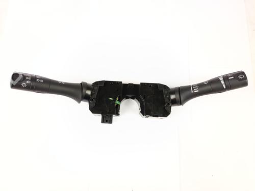 Used Switch Switch NISSAN JUKE (F15) 1.2 DIG-T (115 hp) 34137835 34137835