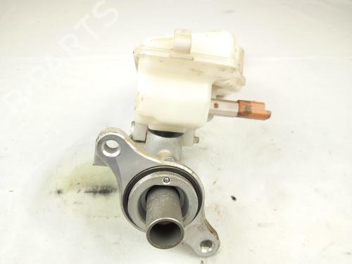 Brake master cylinder CITROËN C-ELYSEE (DD_) 1.6 BlueHDi 100 | BP16780448M77 