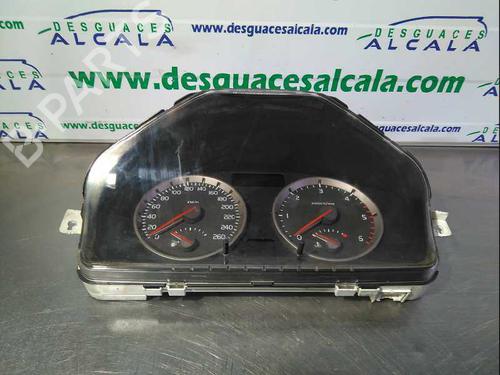 Used Instrument cluster Instrument cluster VOLVO S40 II (544) 2.0 D (136 hp) 9989828 9989828