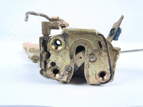 Tailgate lock NISSAN TERRANO II (R20) 2.7 TDi 4WD | BP27244421C101 