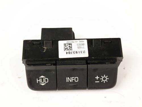 switch-opel-insignia-b-grand-sport-z18-2017-30277989 main image