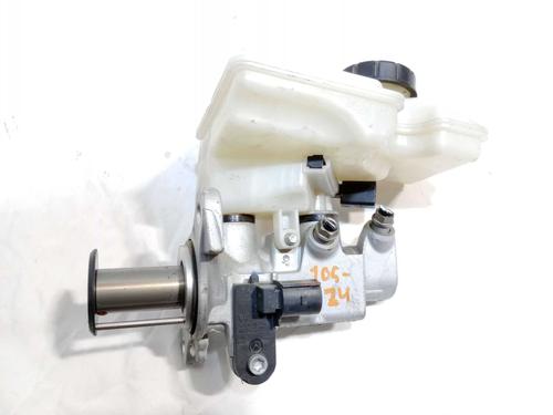 Used Brake master cylinder Brake master cylinder VW T-ROC (A11, D11) 2.0 TDI (150 hp) 18460685 18460685