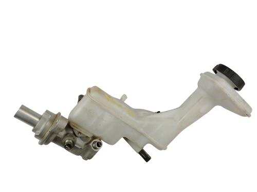 Used Brake master cylinder RENAULT KADJAR (HA_, HL_) 1.5 dCi 110 (HLA3) (110 hp) 24952618
