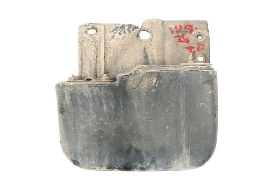 Used Wheel arch MITSUBISHI PAJERO SPORT I (K7_, K9_) 2.5 TD (K94W, K74T) (115 hp) 33121007