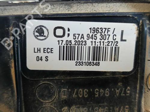 Left tailgate light SKODA KAROQ (NU7, ND7) 2.0 TDI 4x4 | BP40110224C79 - Image 4