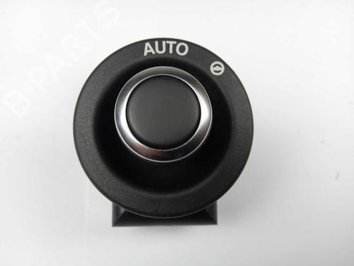 Used Steering wheel controls Steering wheel controls LAND ROVER RANGE ROVER SPORT II (L494) 3.0 TDV6 4x4 (258 hp) 12071210 12071210