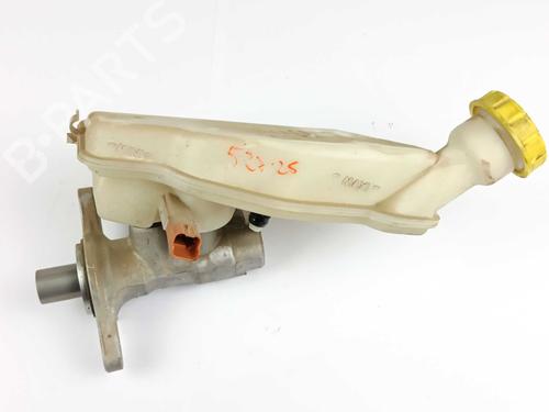 Used Brake master cylinder Brake master cylinder PEUGEOT 208 I (CA_, CC_) 1.4 HDi (68 hp) 29146484 29146484