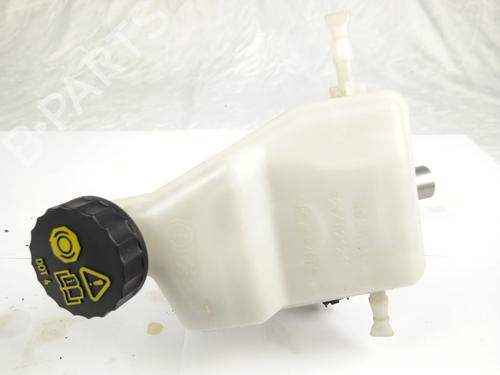 Brake master cylinder PEUGEOT 3008 II SUV (MC_, MR_, MJ_, M4_) 1.5 BlueHDi 130 | BP17495758M77 