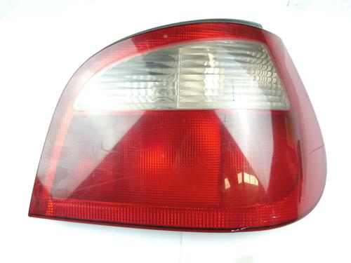 Used Right taillight RENAULT MEGANE I (BA0/1_) 1.6 16V (BA04, BA0B, BA11, BA1J, BA16, BA19, BA1K, BA1V,... (107 hp) 18693946