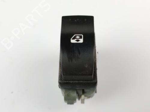 Used Right rear window switch RENAULT MEGANE II Estate (KM0/1_) 1.9 dCi (KMRG, KM1G, KM0G, KM2C) (120 hp) 26461173