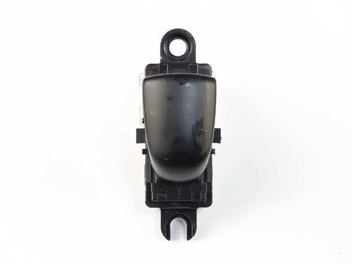 right-rear-window-switch-nissan-juke-f16_-2019-34138102 main image
