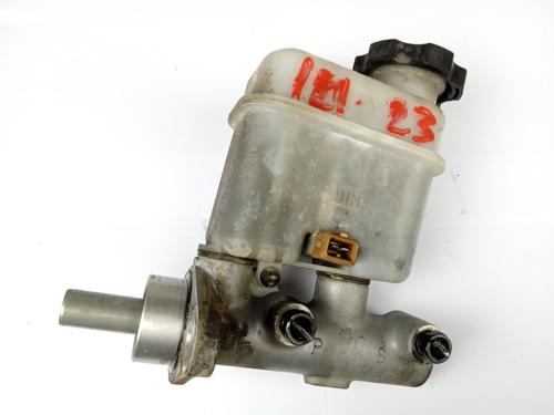 Used Brake master cylinder HYUNDAI SANTA FÉ II (CM) [2005-2015]  12126840
