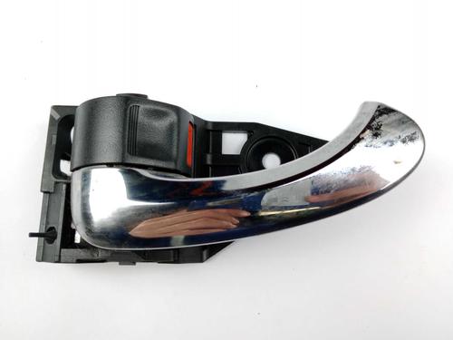 Used Rear left interior door handle Rear left interior door handle 17824972 17824972
