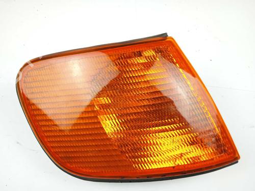 Used Right front indicator Right front indicator AUDI 100 C4 Saloon (4A2) 2.6 (150 hp) 17618758 17618758