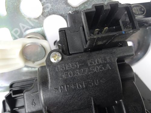 Tailgate lock SEAT LEON ST (5F8) 1.4 TSI | BP13058395C101 