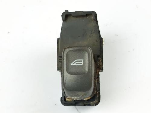 Used Right rear window switch VOLVO V40 Estate (645) 1.9 DI (102 hp) 27624520