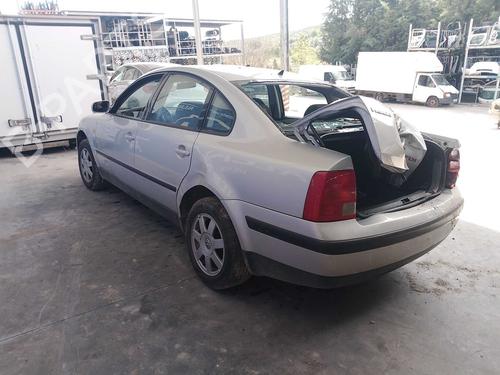 Left headlight VW PASSAT B5 (3B2) 1.9 TDI | BP34536258C28 - Image 6