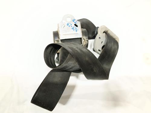 Used Rear right seatbelt TOYOTA HILUX VII Pickup (_N1_, _N2_, _N3_) 2.5 D-4D 4WD (KUN25_, KUN25R) (120 hp) 29123795