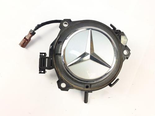 Used Tailgate handle Tailgate handle MERCEDES-BENZ GLC (X253) 200 4-matic (253.943) (197 hp) 34441165 34441165