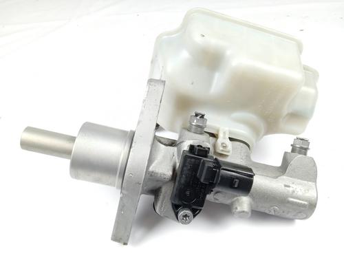 Brake master cylinder VW CADDY IV Box Body/MPV (SAA, SAH) 1.4 TGI CNG | BP13311122M77 