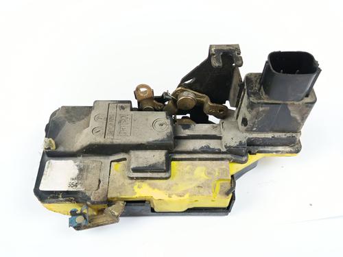 Used Rear right lock VOLVO S60 I (384) D5 (163 hp) 27338468