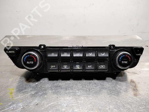 Used Climate control Climate control 10179932 10179932