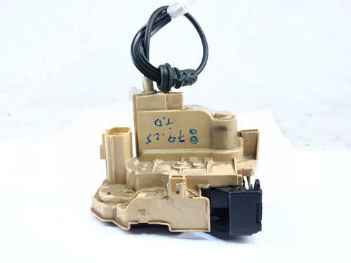 rear-right-lock-alfa-romeo-giulia-952_-2015-31638953 main image
