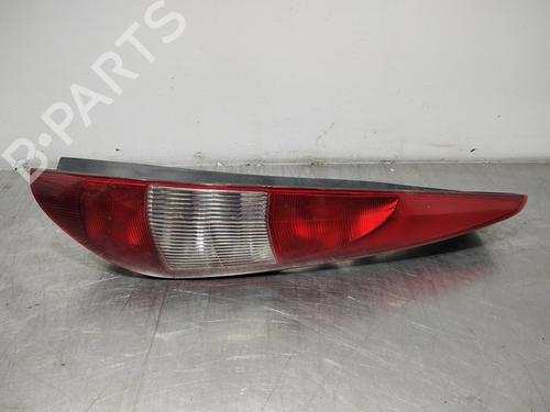 Used Right taillight Right taillight FORD MONDEO III Saloon (B4Y) [2000-2007] 9982725 9982725