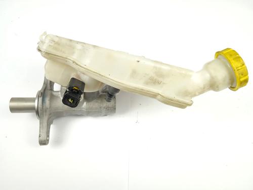 Used Brake master cylinder CITROËN C3 Picasso (SH_) [2008-2025]  10779369