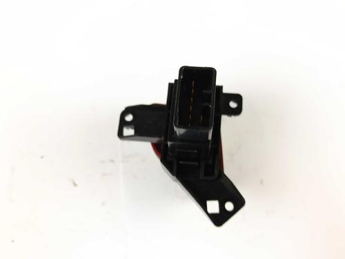 Warning switch HYUNDAI i30 (FD) 1.6 CRDi | BP32419966I22 - Image 2