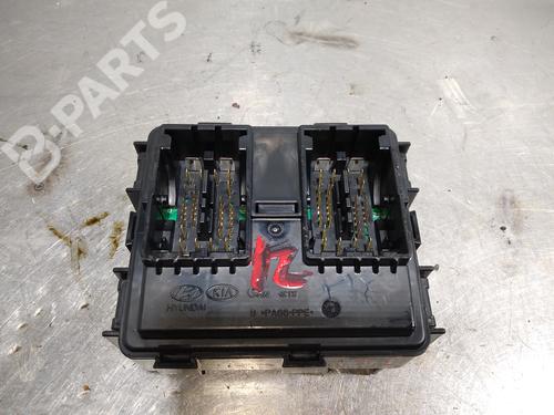 Fuse box HYUNDAI TUCSON (TL, TLE) 1.7 CRDi | BP9983392E1 
