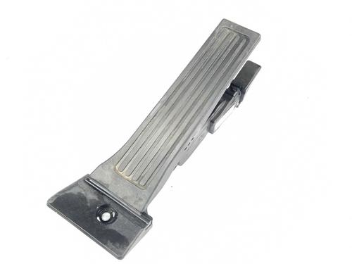 Used Pedal Pedal 10617589 10617589