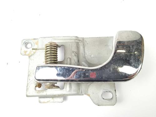 Used Front left interior door handle Front left interior door handle 17618698 17618698