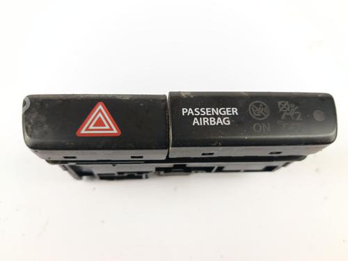 Bouton de warning SUZUKI VITARA (LY) 1.6 AllGrip (APK 416) (120 hp) 31035405