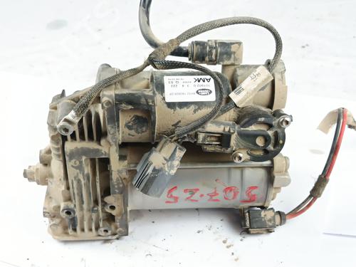 Suspension compressor LAND ROVER DISCOVERY III (L319) 2.7 TD 4x4 | BP29403465M103 