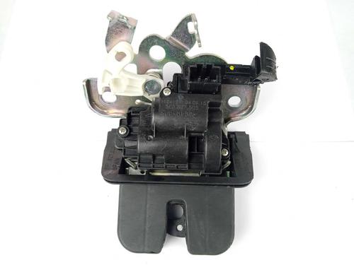 tailgate-lock-seat-leon-st-5f8-20-cupra-5e0827505-2012-2013-2014-2015-2016-2017-2018-2019-2020-10344624 main image