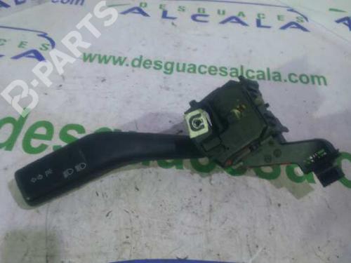Used Headlight switch SEAT TOLEDO III (5P2) [2004-2009]  10959419