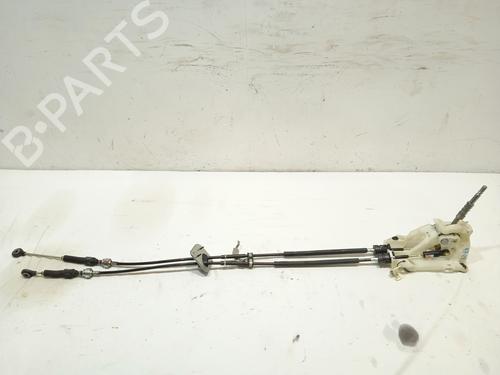 Used Gear lever TOYOTA YARIS (_P21_, _PA1_, _PH1_) 1.6 GR 4WD (GXPA16) (261 hp) 17138582