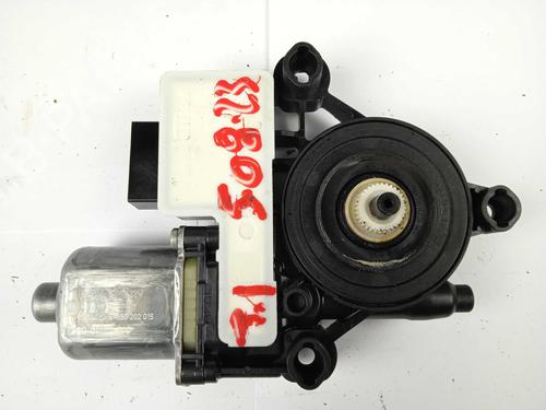 Used Left rear window motor Left rear window motor SEAT LEON ST (5F8) 1.5 TSI (130 hp) 15525252 15525252