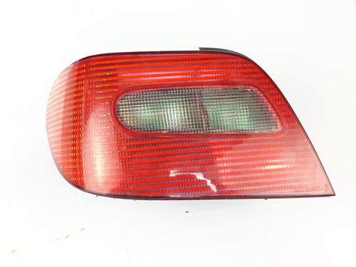 Venstre baglygte CITROËN XSARA (N1) 1.6 16V (109 hp) 32998120
