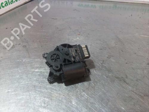 electronic-module-audi-a3-8v1-8vk-0132801506-5-pines-2012-2013-2014-2015-2016-2017-2018-2019-2020-11389388 main image